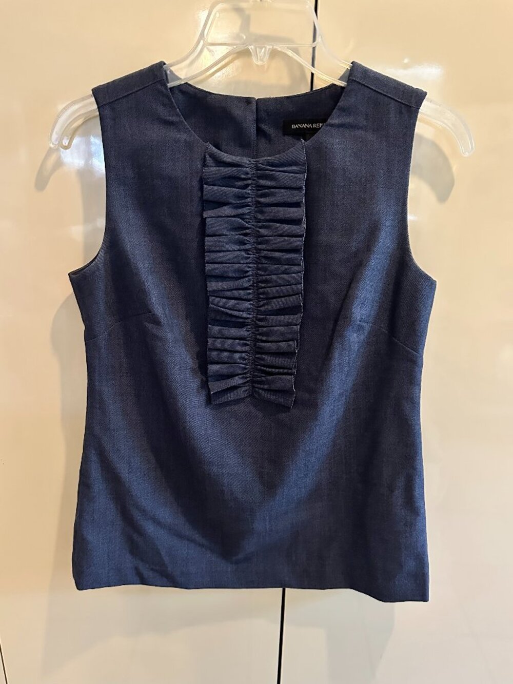 Banana Republic Sleeveless Ruffle Shell Top Size 0